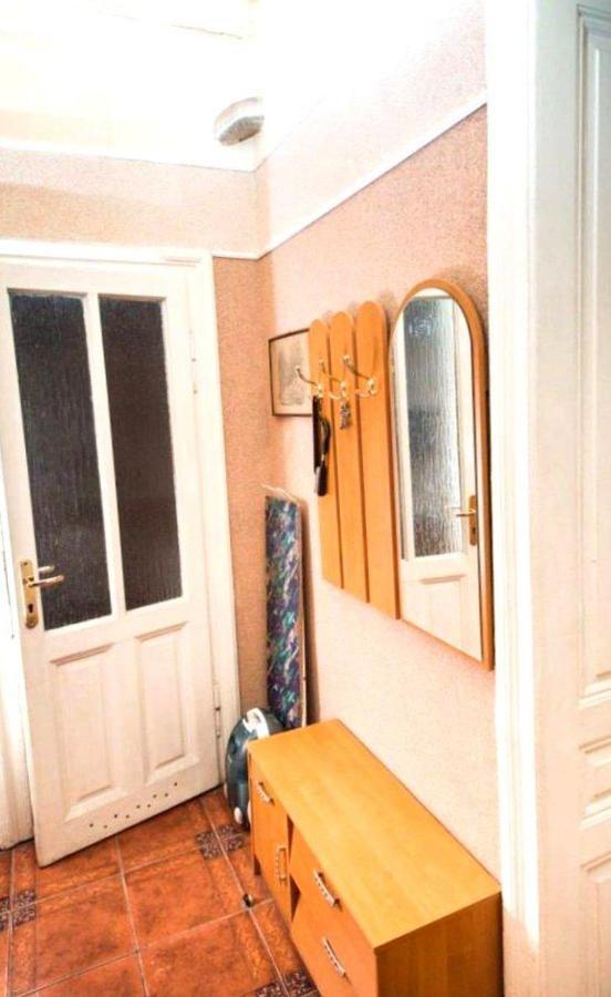 Apartment Veronica In Center Львов Экстерьер фото